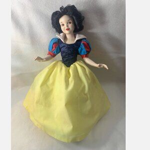 VTG Snow White Porcelain Doll 17" Disney Collectible w/ Stand Missing Shoe Bow